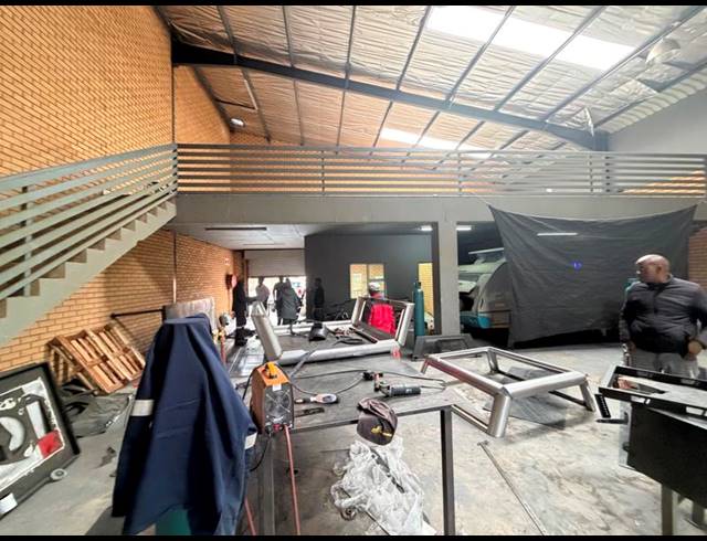 INDUSTRIAL PROPERTY TO RENT IN SUNDERLAND RIDGE